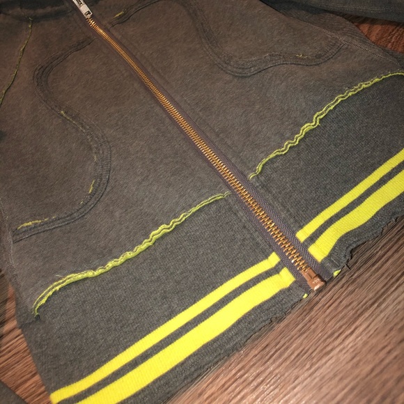 Lulu lemon zip hoodie - Picture 3 of 4